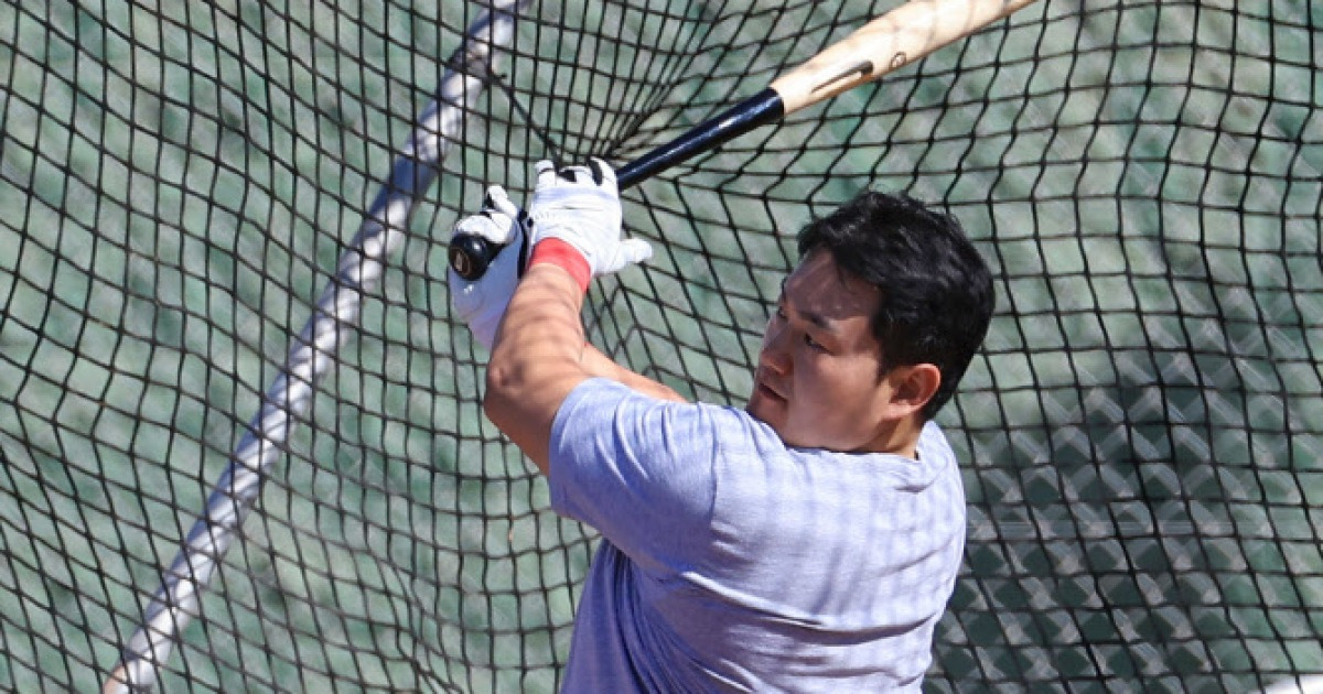 메이저리그 출신 최지만, 무릎 통증 악화로 8월 말 전역