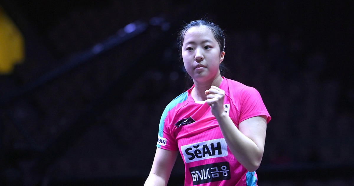 여자탁구 신유빈, '귀화 선수' 주천희 꺾고 중국 스매시 준결승 진출