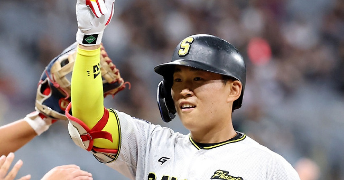 '불꽃야구' 최고 아웃풋 되나, 100억 FA 위협한 괴물타자 꿈꾼다…"전역해서 잘하고 싶다"