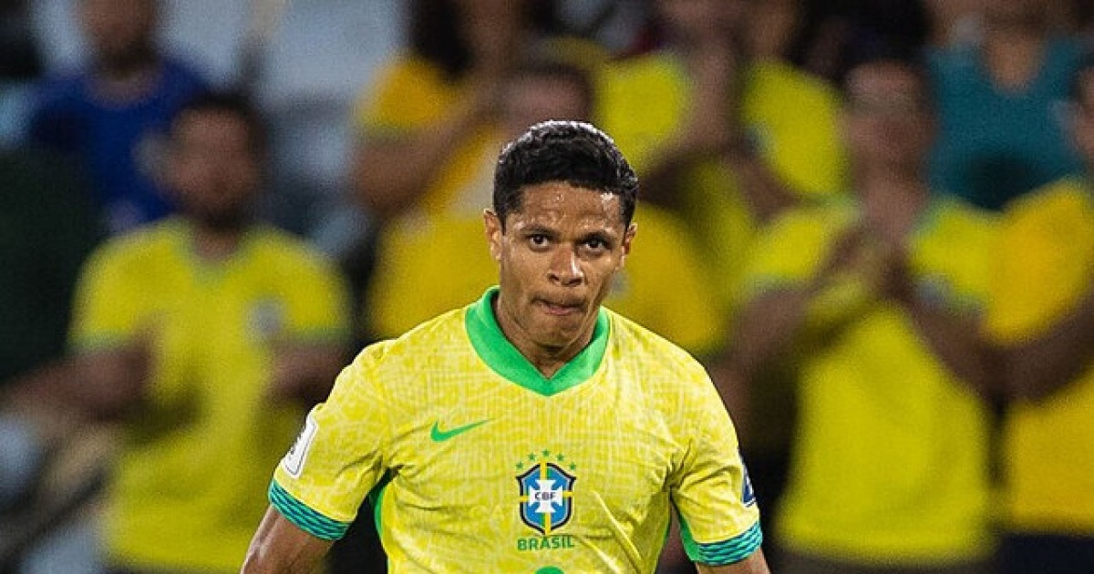 "매우 어려운 승부 될 것"… 브라질 레프트백 더글라스 산투스, 한국·일본 원정 앞두고 경계심