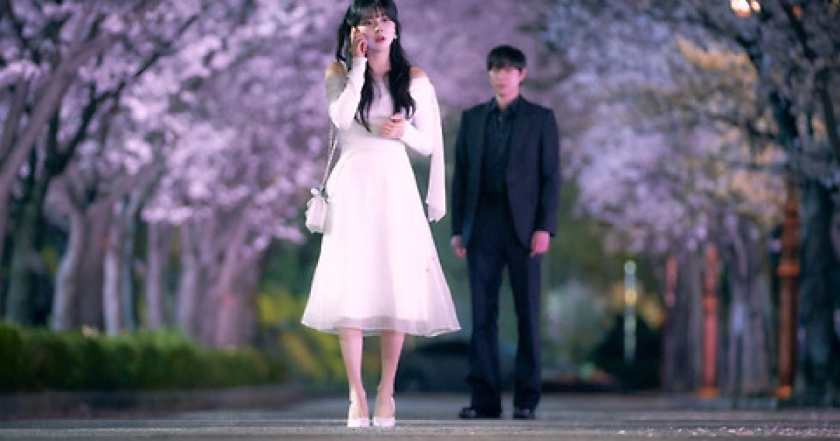 ‘달까지 가자’ 이선빈♥김영대, ‘벚꽃 로맨스’