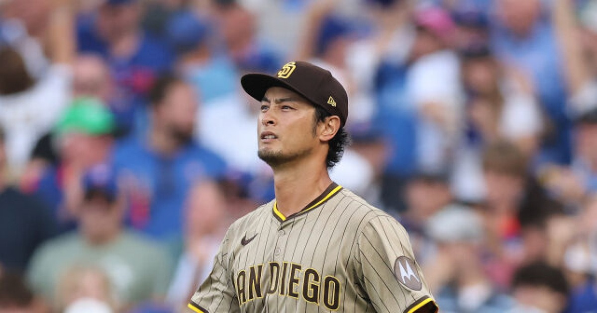 "지켜 볼 수 없었다" 다르빗슈, 1이닝 강판→ML 14년 만에 '대굴욕'→'오심'까지 겹친 SD 좌절, 컵스 NLDS 진출