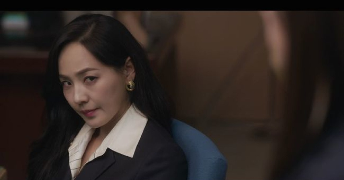 ‘퍼스트레이디’ 유진, 지현우 앞 이혼서류 갈기갈기→전면전 선포