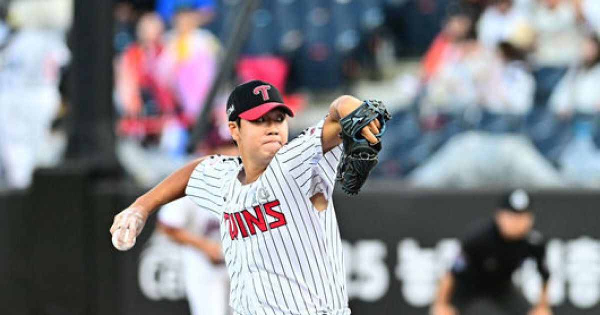 ‘ERA 13.50’ 투수-‘14안타’ 타자, 왜 벌써 신인 3명이나 ‘한국시리즈 엔트리’ 결정했을까 [LG 우승]