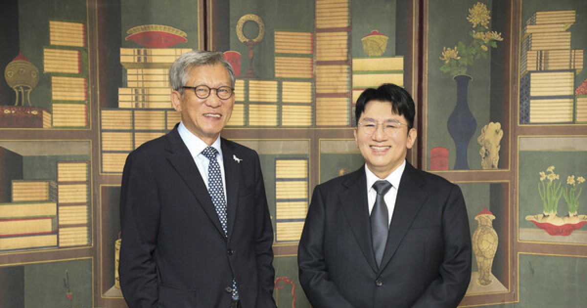 '케데헌' 열풍 속에…하이브·국립중앙박물관, K컬처 가치 제고 위해 맞손