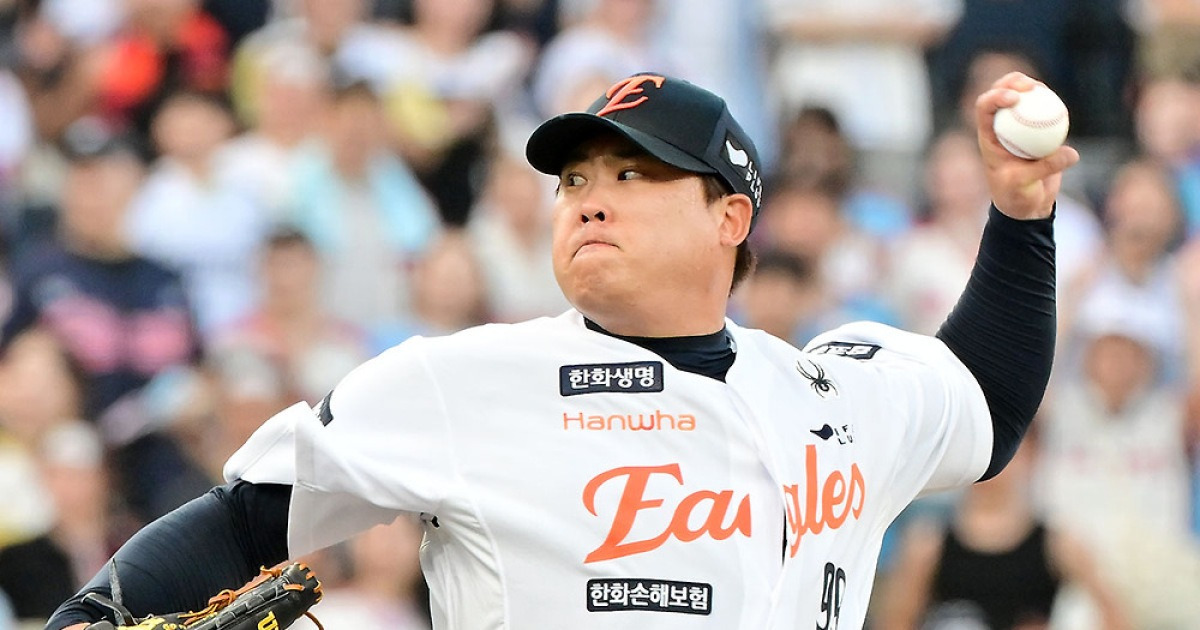 '충격 역전패→1위 싸움 끝' 한화, 최종전서 류현진 기록 대신 '미래' 선택…결과는?