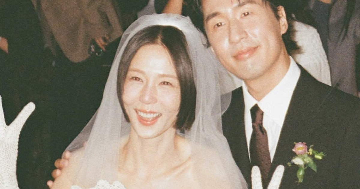 김나영♥마이큐, 결혼식 현장..두 아들과 나란히 "발맞추어 걸어갑니다" [종합]