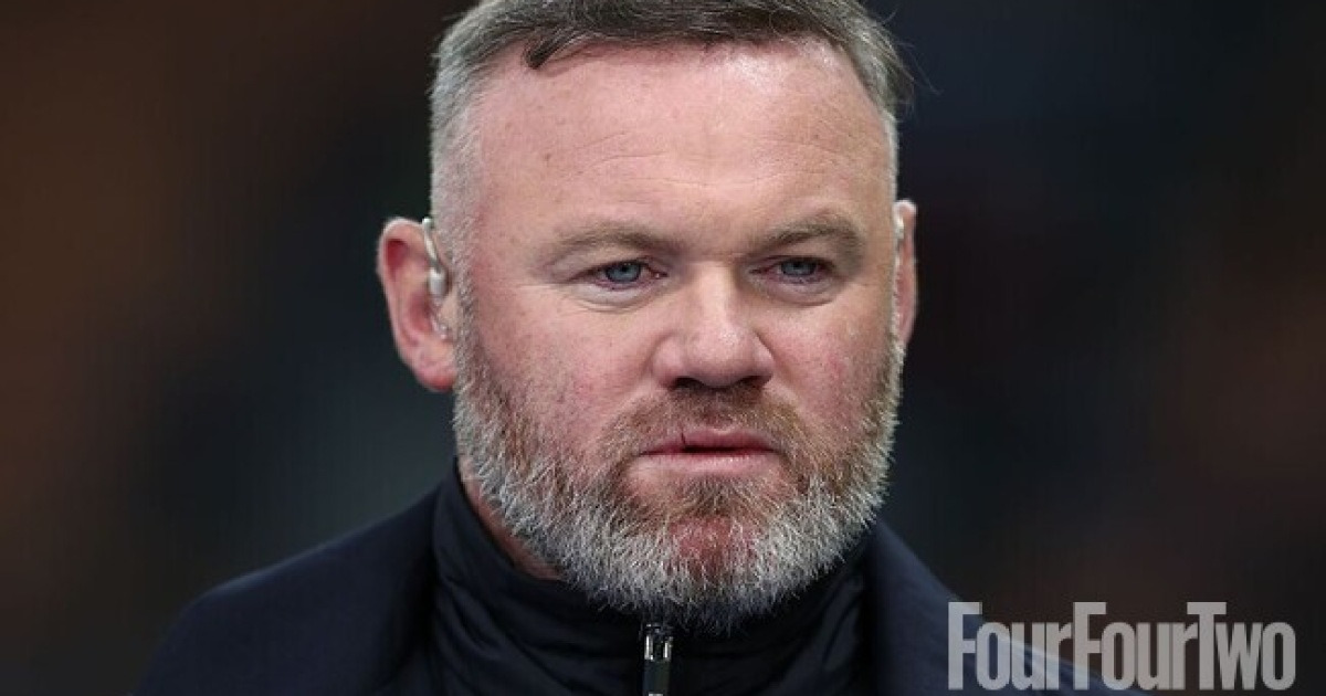 웨인 루니가 뽑은 가장 상대하기 힘들었던 수비수는?...” 내가 유일하게 압도당했다고 느낀 순간”