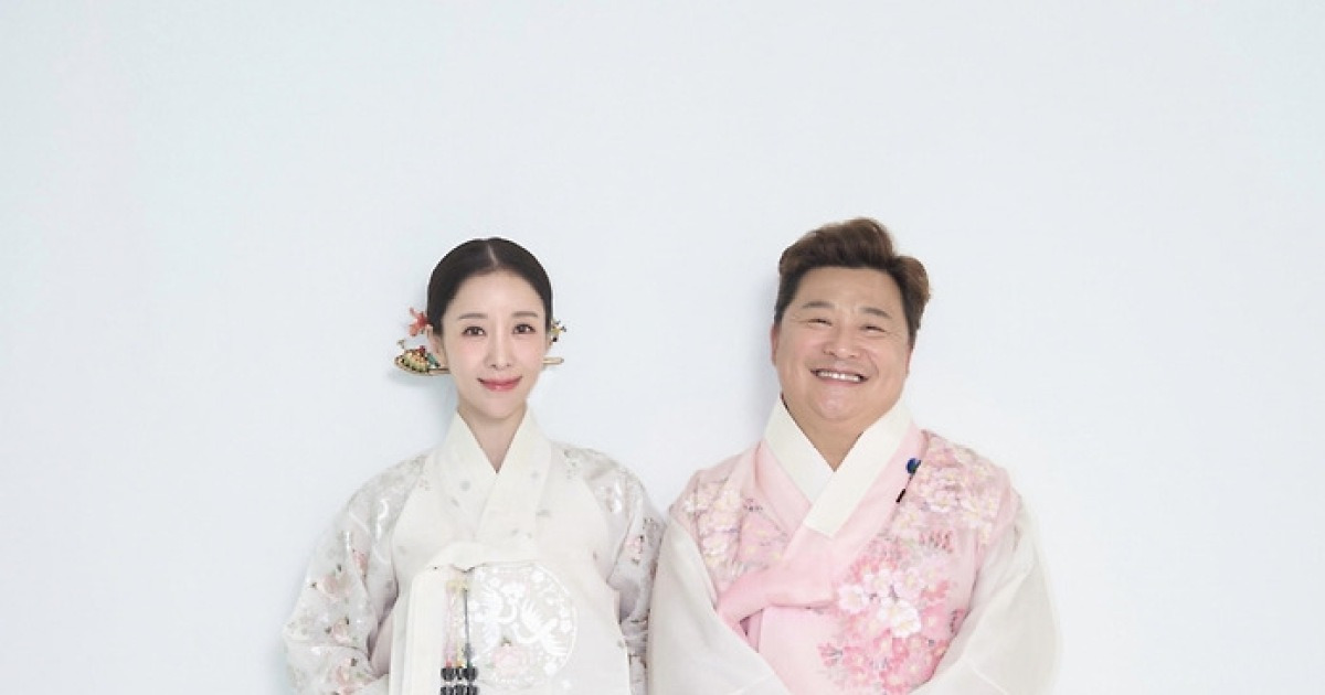 [단독]♥원진서 선녀설..'11월 결혼' 윤정수, 한복 투샷 최초 공개