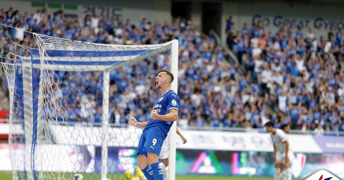 '일류첸코 95분 극장골' 수원 삼성, 퇴장 악재에도 부천과 난타전 끝 2-2 무승부…인천과 7점 차 [현장 리뷰]