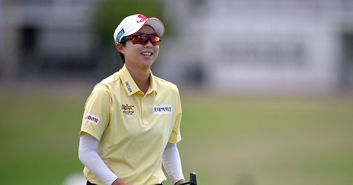 김효주·황유민, LPGA 투어 롯데 챔피언십 3R 1타 차 공동 2위