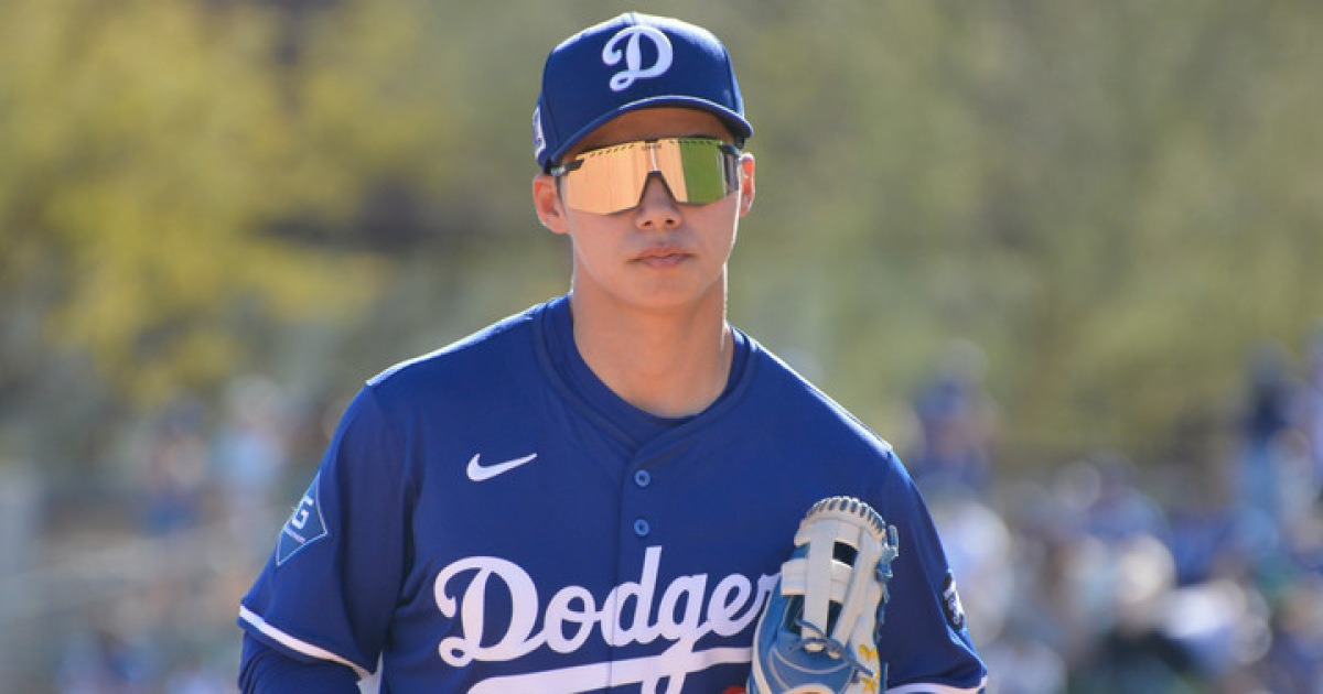 '대박' 김혜성, 다저스 NLDS 로스터에도 합류…'가을야구' 출전 희망 이어간다