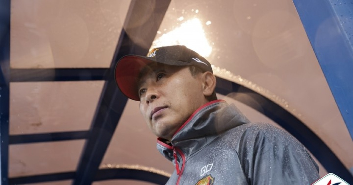 김기동 감독 "비겨도 파이널A 진출이라는 안일한 생각으로 뛰어...야잔 A매치 기간 이후 복귀 예상"