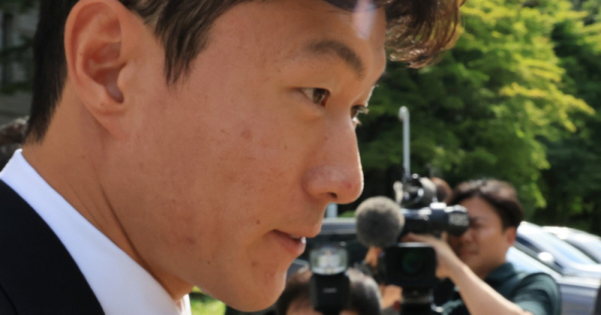 '韓 축구계 준 영구제명' 황의조 선수 생활 너무 편하네...'불법 촬영→징역 1년+집행유예 2년' 확정→시즌 첫 골 폭발, 팀은 2-2 무