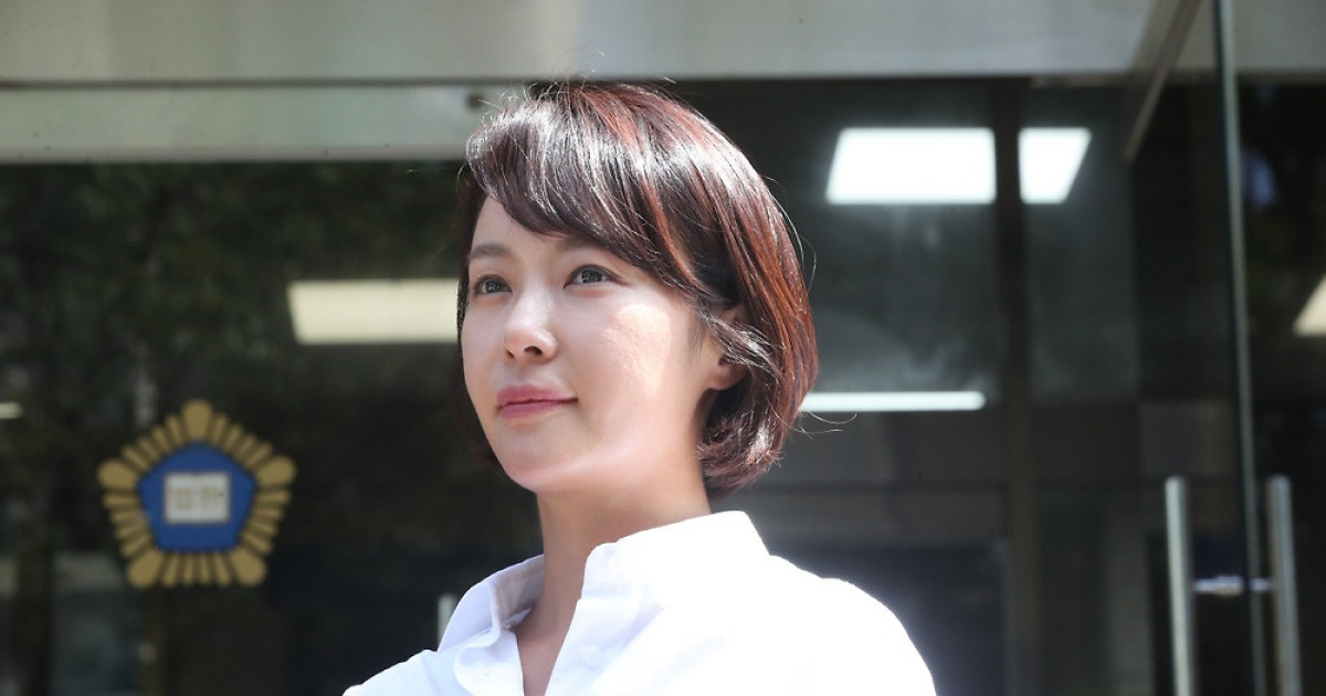 '회삿돈 43억 원 횡령' 황정음, 항소 포기…징역 2년 집행유예 4년 확정[종합]