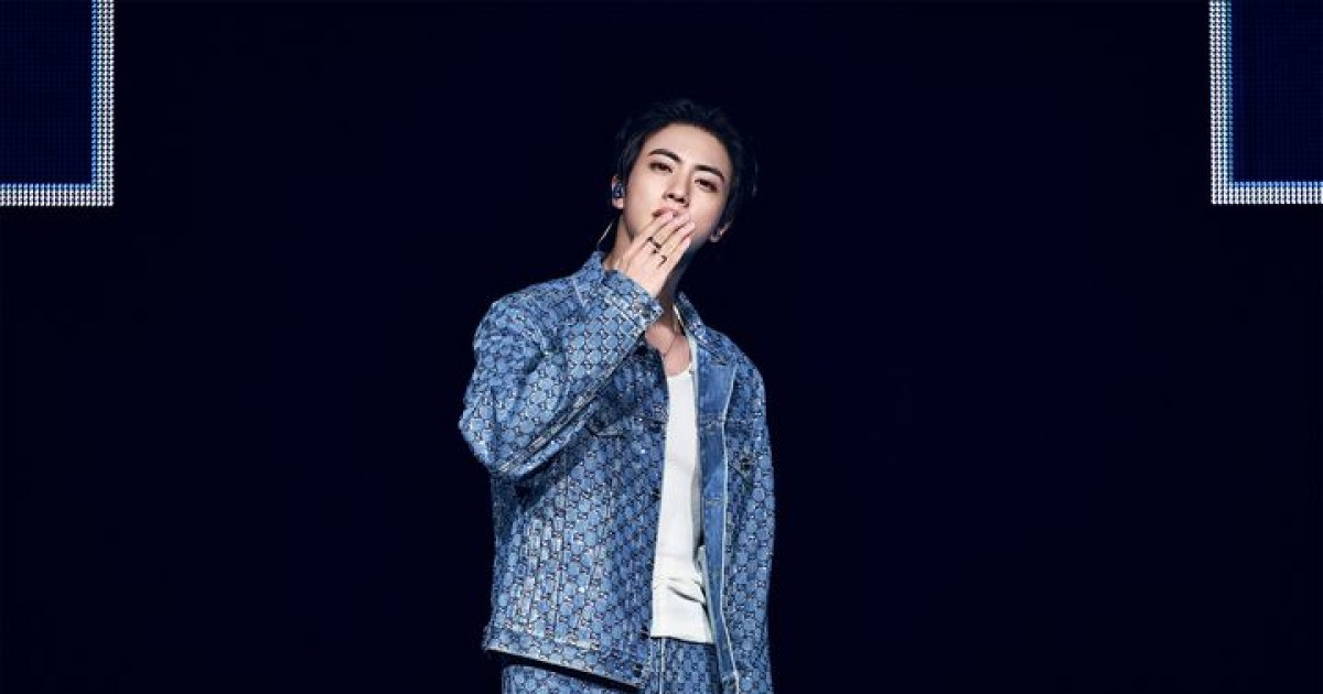 "5만원 숙소가 107만원"…진 콘서트 앞두고 '숙박업소 바가지' 논란