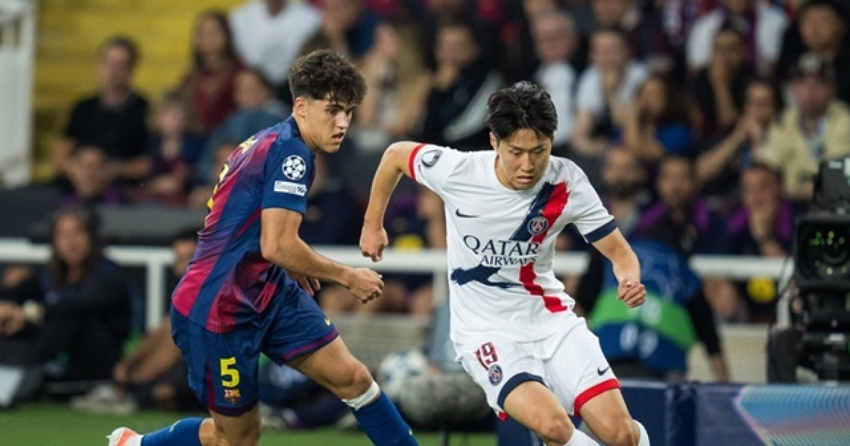 이강인 프랑스 리그1 첫 풀타임 '한가위 인사'...PSG 1-1 릴