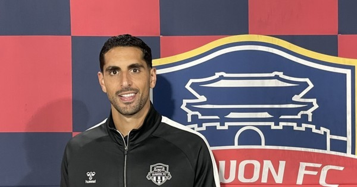 "김은중 감독님은 아버지 같은 분"… '데뷔 시즌 득점왕 도전' 싸박의 찬양 [케터뷰]