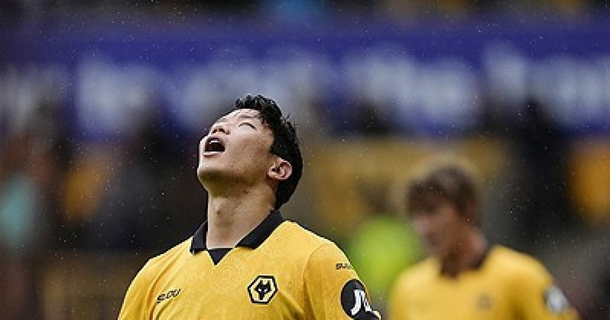 국대 복귀 황희찬 어쩌나? '60분' 침묵→'패패패패패무무' 울버햄튼, 또 첫 승 실패…브라이턴과 1-1 무승부 [EPL 리뷰]