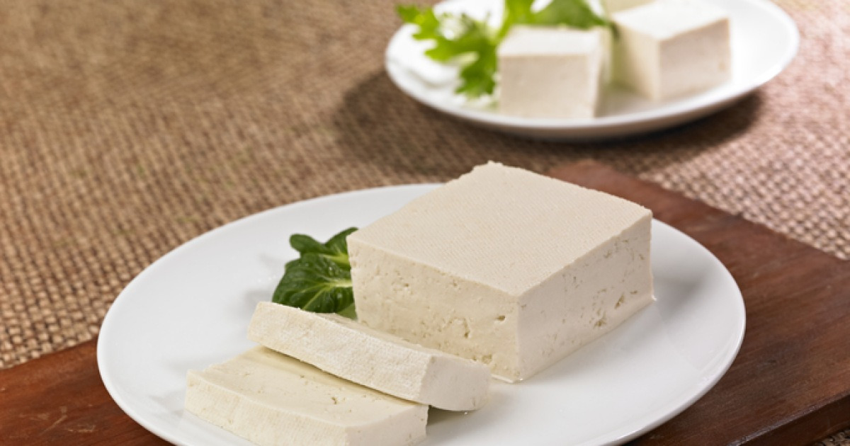 食事ごとにタンパク質を食べました。それは血糖値の大きな変化ですか？