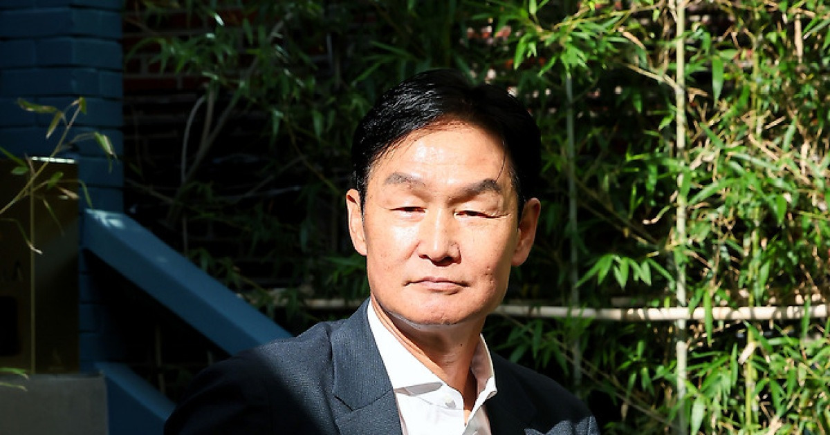 최용수 "비온 뒤 땅 굳는다…한국 축구, 응원 필요할 때" [인터뷰②]