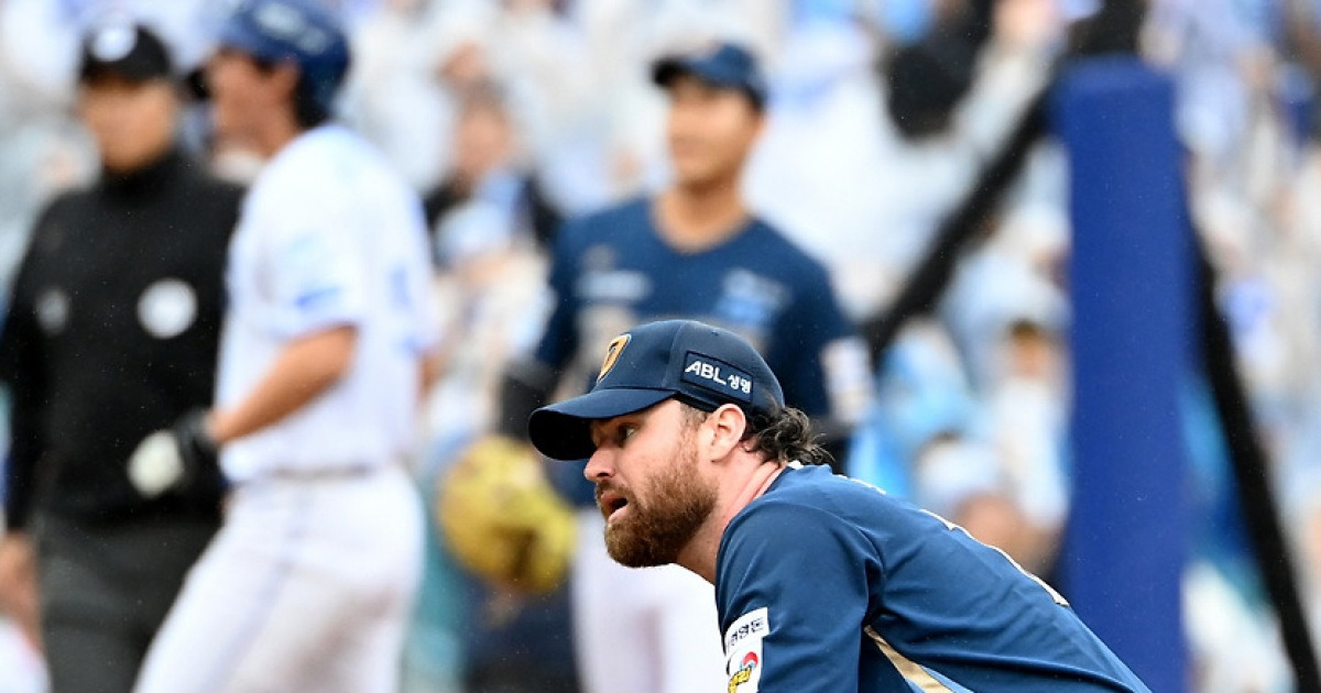 NC 가을 신화, 이대로 끝날 위기...선발 로건, 충격의 1회 2연속 밀어내기 실점 [WC2 현장]