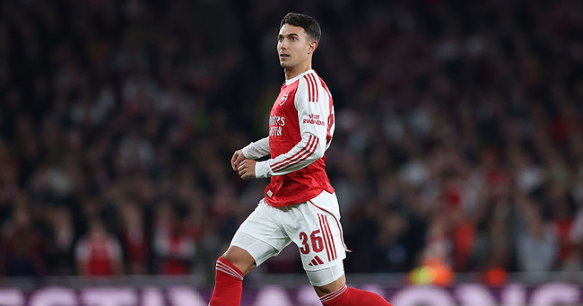 미드필더가 공중 경합률 90%? 아스널 신입 '중원 사령관', 반 다이크급 장악력 갖췄다