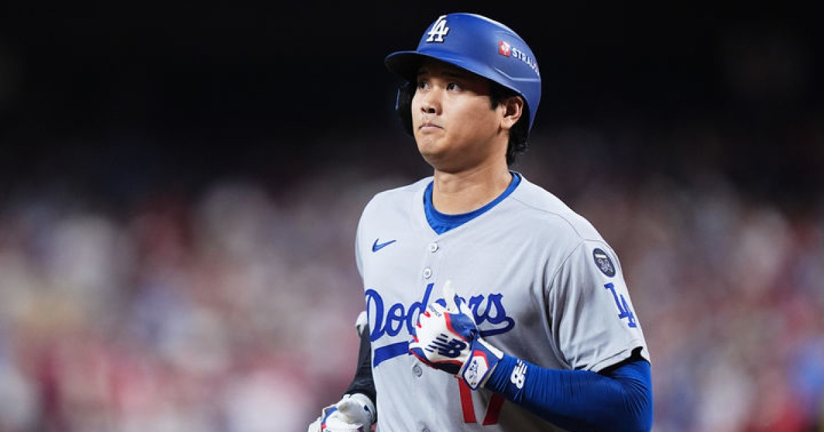 '오타니 적시타·사사키 SV' 다저스, 필라델피아에 4-3 승리…NLCS까지 1승