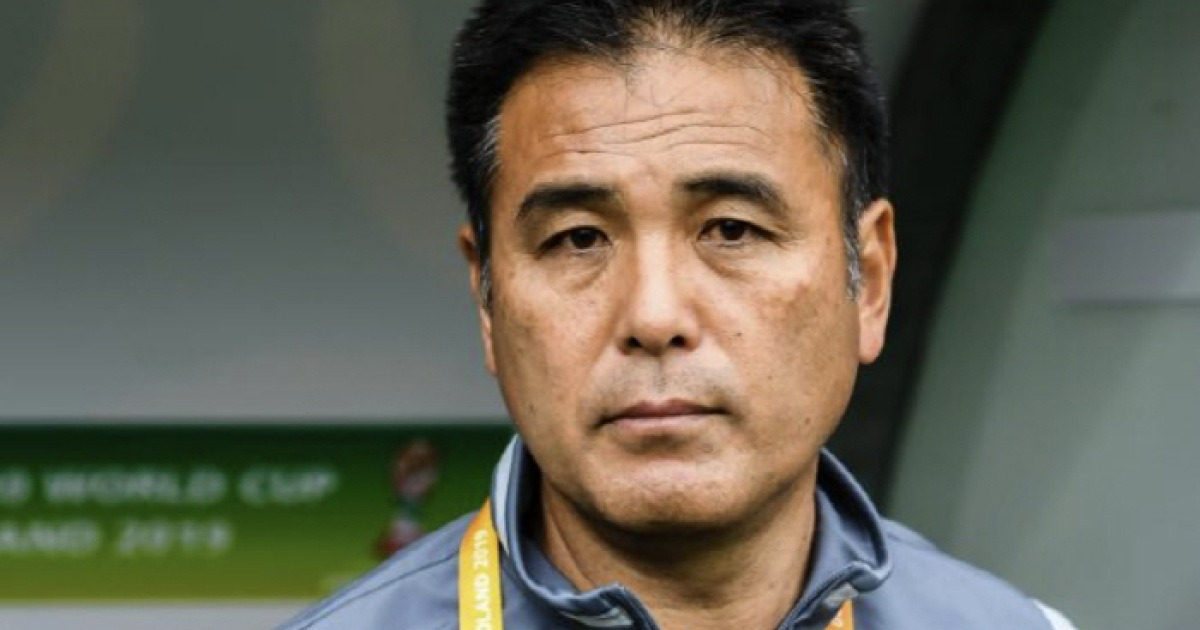 "한국 축구, 수준 떨어지잖아" 망언 쏟아낸 日 축협 기술위원장, 상상 초월 범죄로 체포+유죄→계약 해지..."아동 포르노 소지"