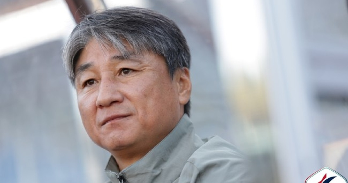 [K리그2 기자회견] 무득점 2연패...전경준 감독 "후이즈 컨디션 저하가 큰 타격, 잘 회복해야"