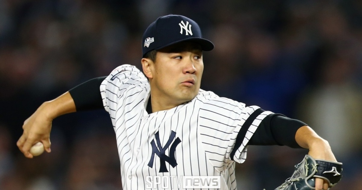 한물갔다더니, 한화 유망주 상대로 철벽투…'미일 200승' 다나카에게 4이닝 2안타 무득점