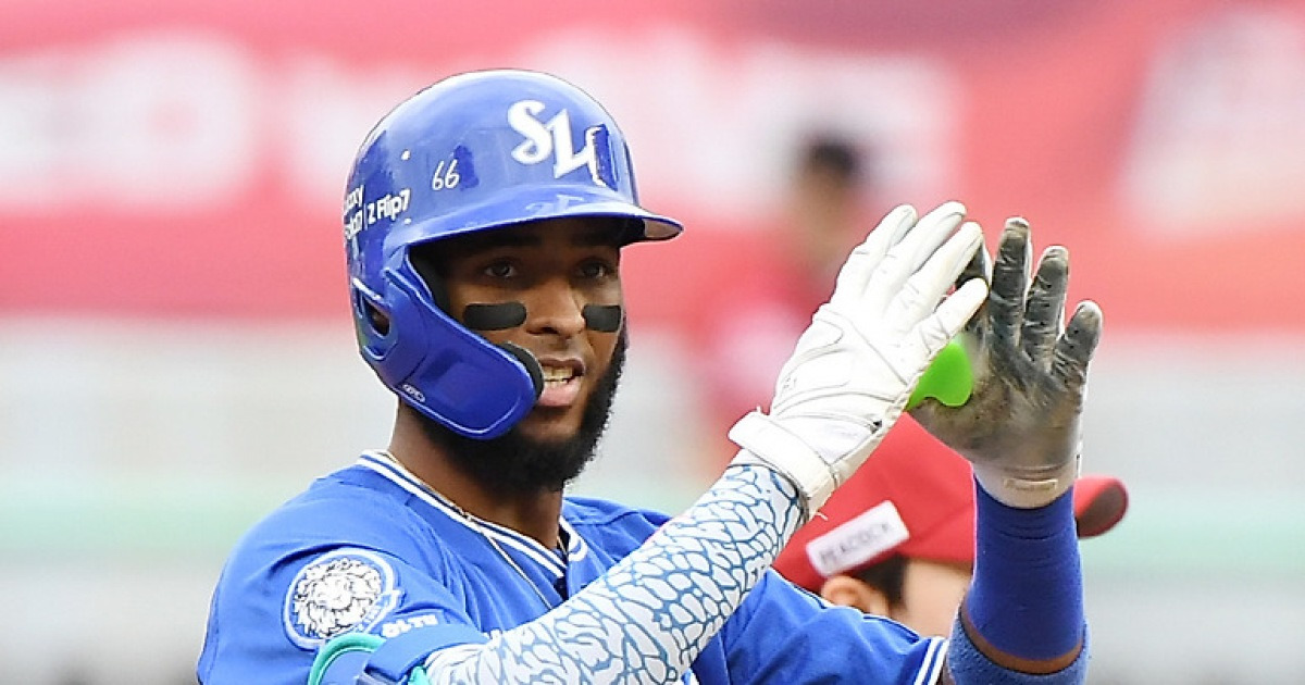 '7타수 무안타 → 5타수 3안타' MVP 후보의 소름돋는 '부활' 예언. 그가 확신한 이유는 [준PO1]
