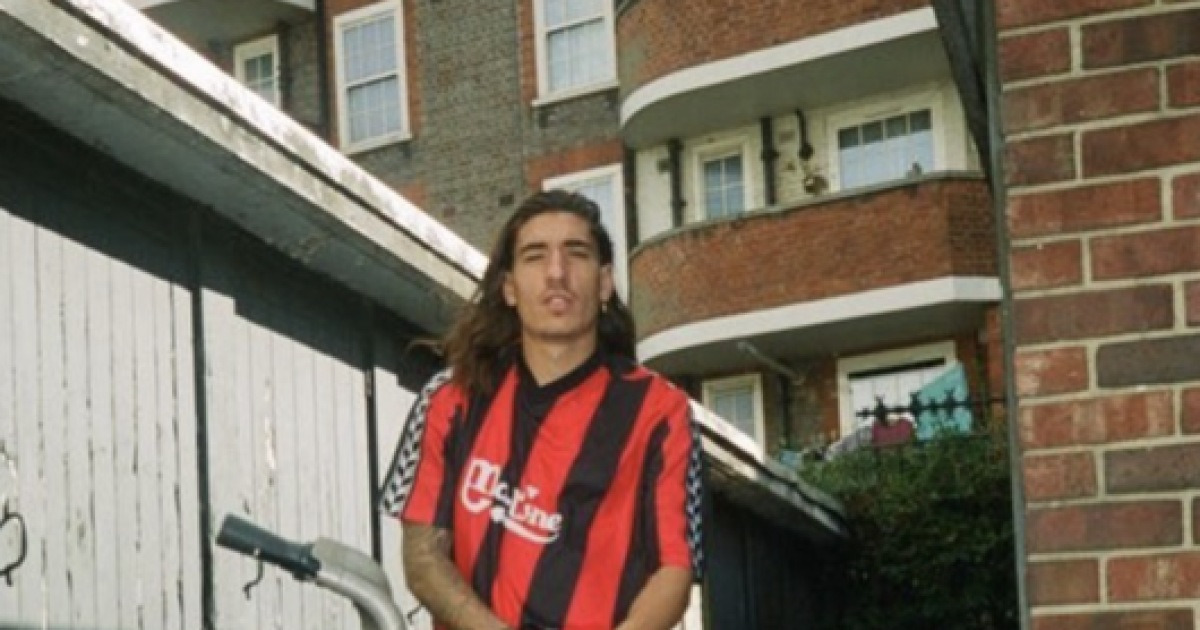 "오빠 차 뽑았다. 널 데리러 가~"→'그건 사치' 벵거 철학에 '홀딱' 빠진 DF, '억소리' 연봉에도 차 안 탄다→도대체 왜