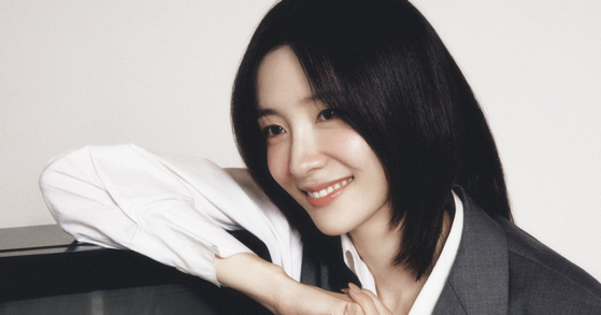 박지현, SNS발 열애설 일축 “지인들과 여행 간 것”