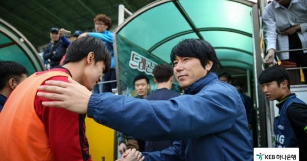 "선수의 배를 향해 공을 수차례 찼다"…'전직 K리거' 임민혁, 노상래 울산 감독 대행의 과거 폭행 주장