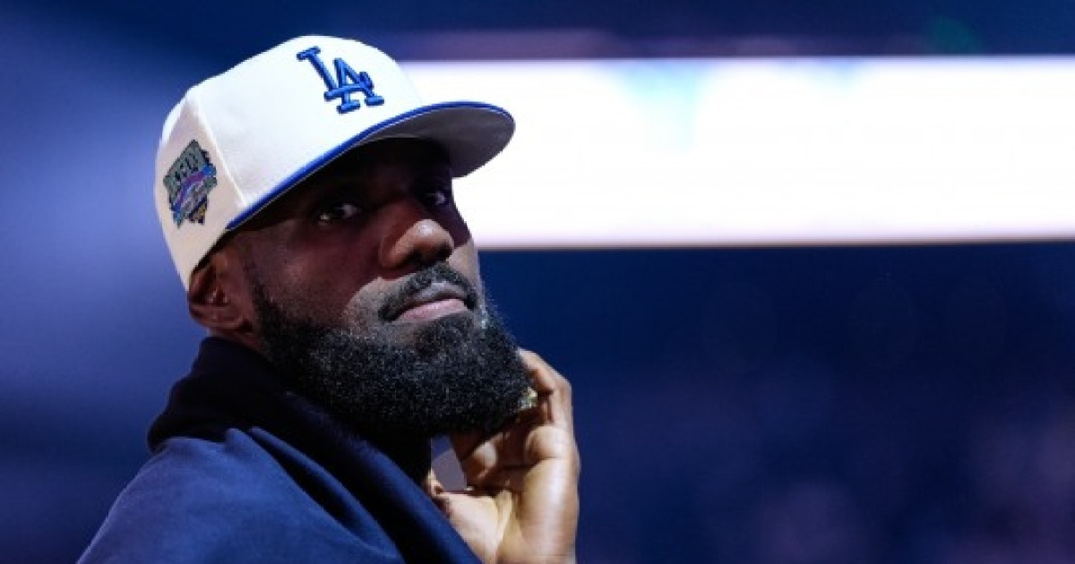 르브론 제임스, 부상으로 NBA 23번째 시즌 개막전 결장...기록 도전 '차질'