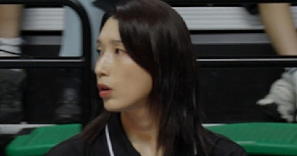 김연경, 웃음 잃었다···IBK전 위기 봉착