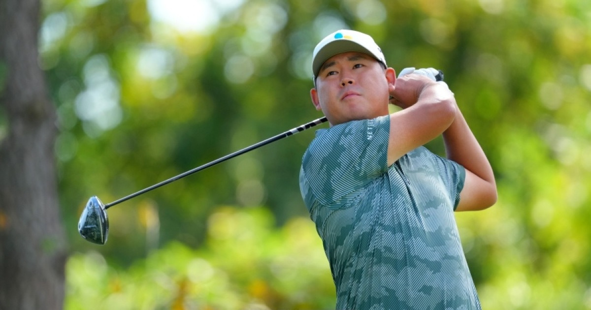 ‘7언더파’ 김시우, PGA 투어 베이커런트 클래식 2R 공동 5위...선두와 5타 차