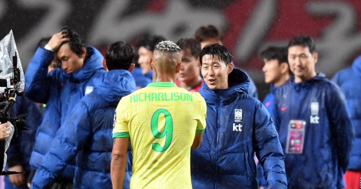 최다 출전으로 한국 축구 새 역사 된 손흥민 “아직 숙제 남아 있다, 대패에 기죽지 말길”[브라질전 현장]
