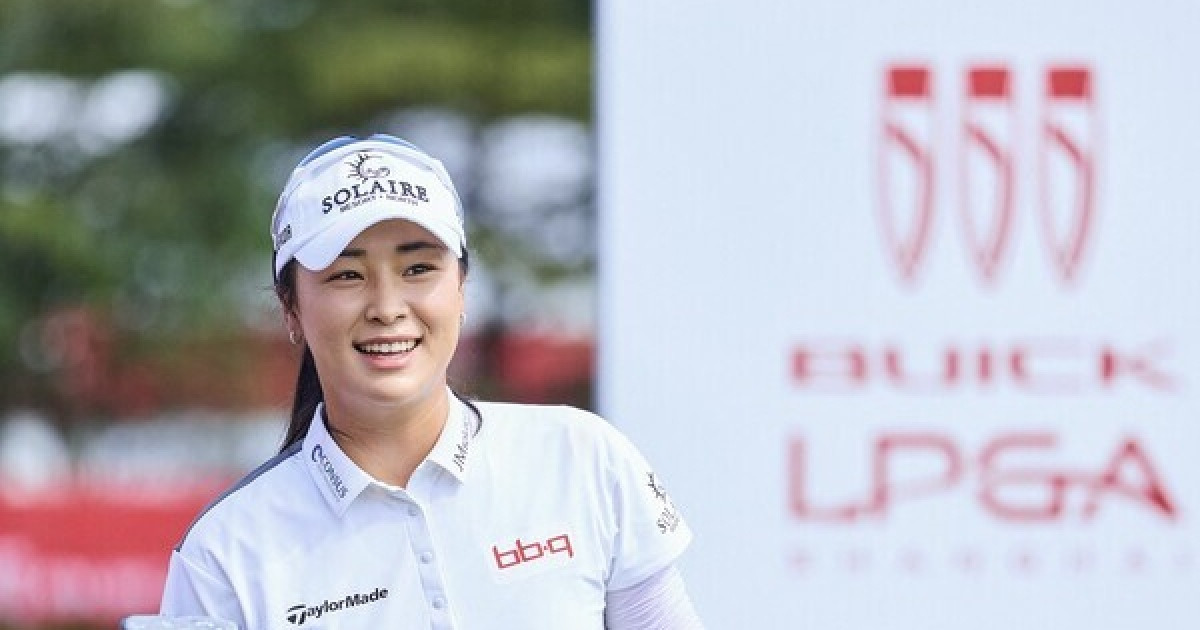 윤이나, 상하이 둘째날 단독 2위…3R서 마지막 조 '선두 경쟁' [LPGA]