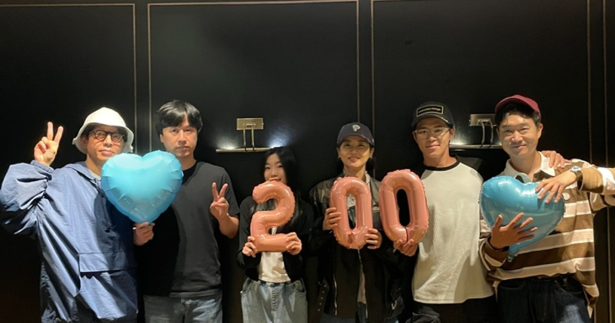 영화 ‘보스’, 개봉 10일 만에 200만 돌파! 10월 개봉작 최단 기록 경신