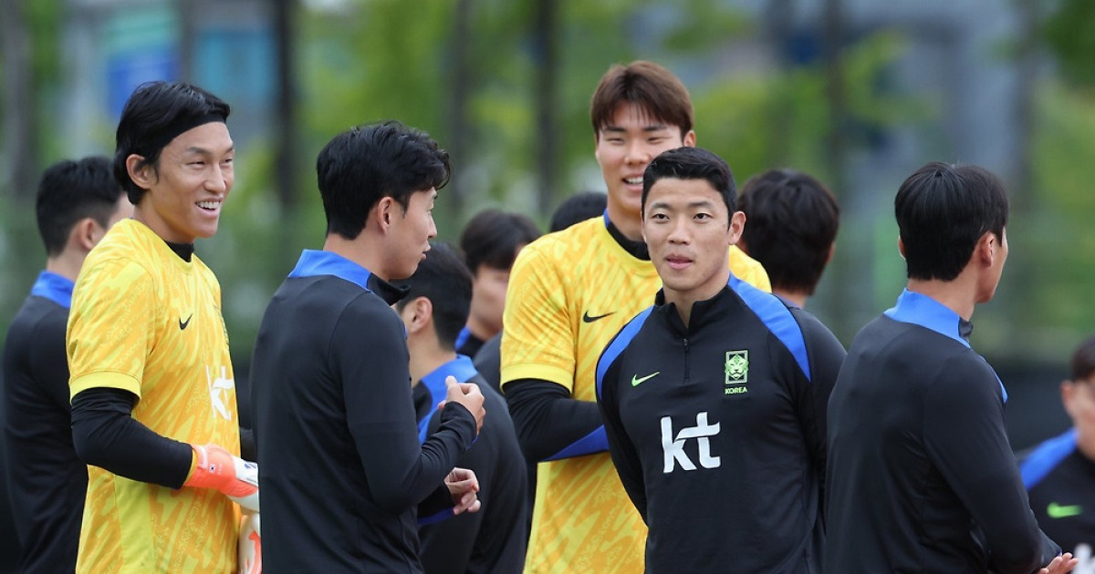 ‘황소 돌파’ 필요한데 부상이 걱정…황희찬, 파라과이전 앞두고 사이클 훈련 “몸 상태 계속 체크 중” [SD 고양 라이브]