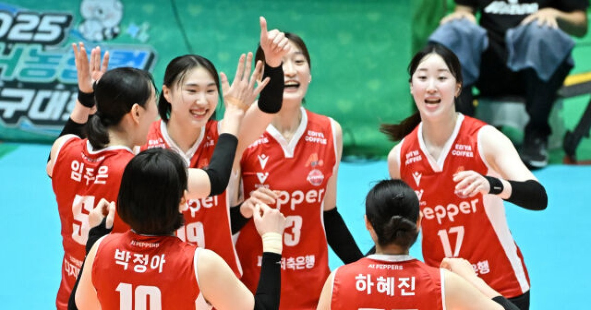 ﻿‘더 빠르게, 더 다채롭게’ 달라질 페퍼저축은행, 투지와 열정으로 상승하라 [V-리그 프리뷰]