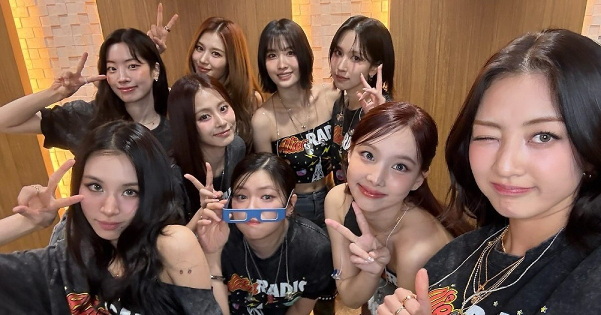 여전히 핫한 트와이스, K팝 걸그룹 최초 ‘빅토리아 시크릿 패션쇼’ 퍼포머 출격
