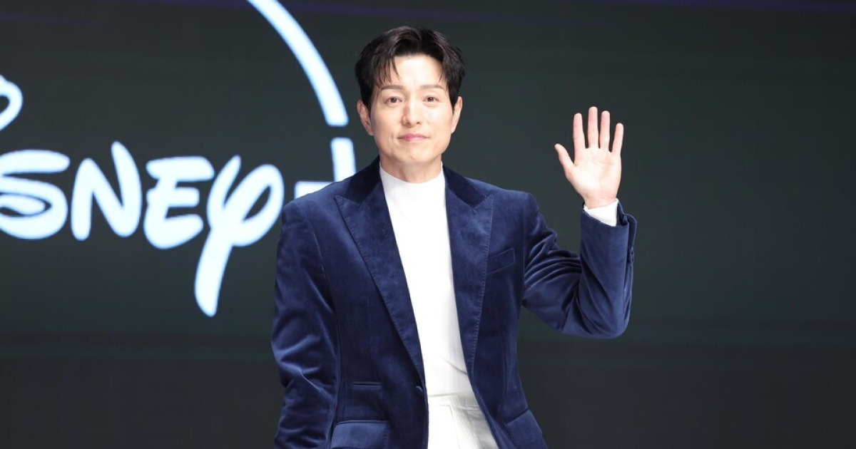 정성일, 결혼 9년 만에 파경 맞았다…"오랜 숙고 끝 합의 이혼" [스한:이슈]