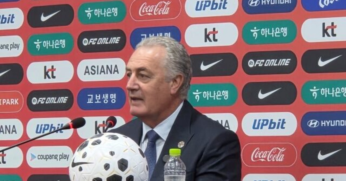 '엄지성·오현규에게 당했다'…알파로 파라과이 감독 "한국은 월드컵에서 경쟁력 있을 것" [MD현장]