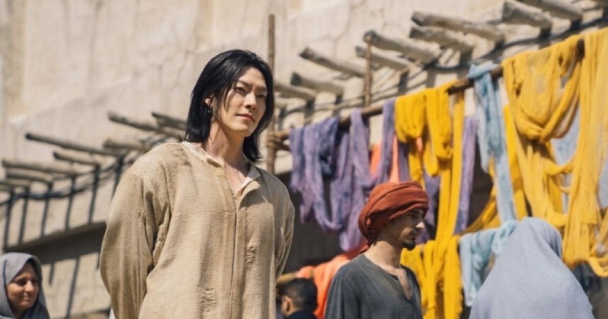 김우빈, 아랍어 다 이루기 위해 "대사만 한 줄당 1000번 연습"