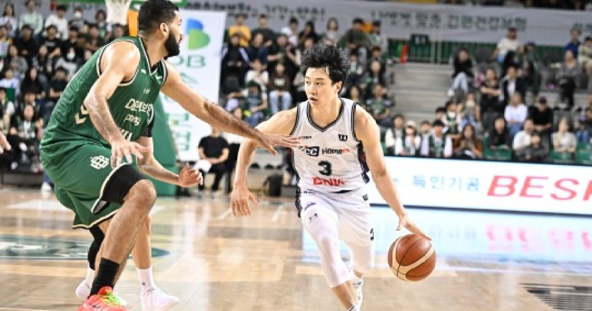 종료 7초 남기고 허웅 역전 3점"...KCC, DB 꺾고 3연승으로 단독 선두