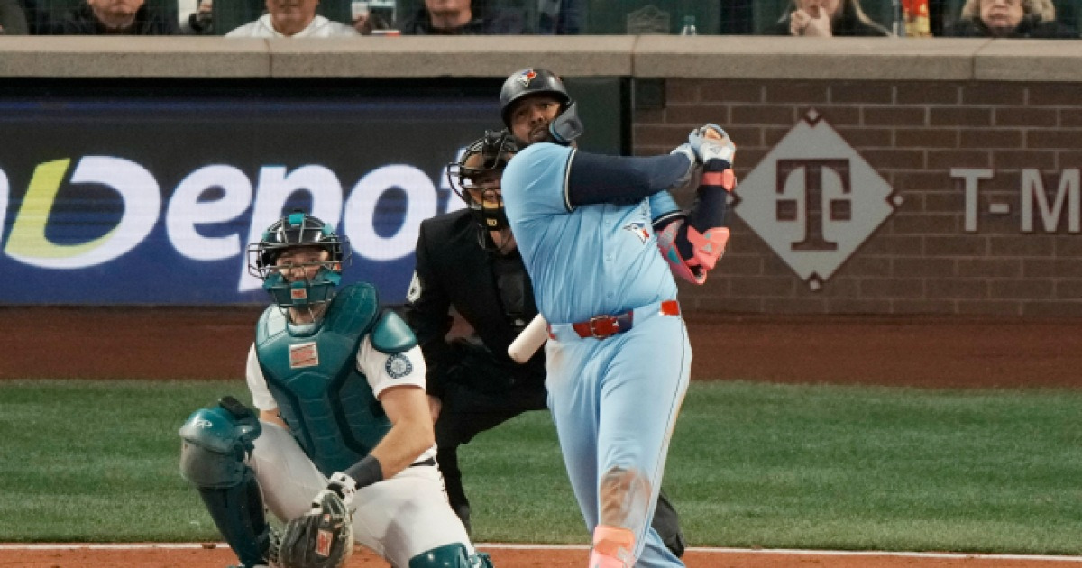 '블게주 4안타 폭발'… 토론토, 시애틀 꺾고 ALCS 3차전서 첫 승