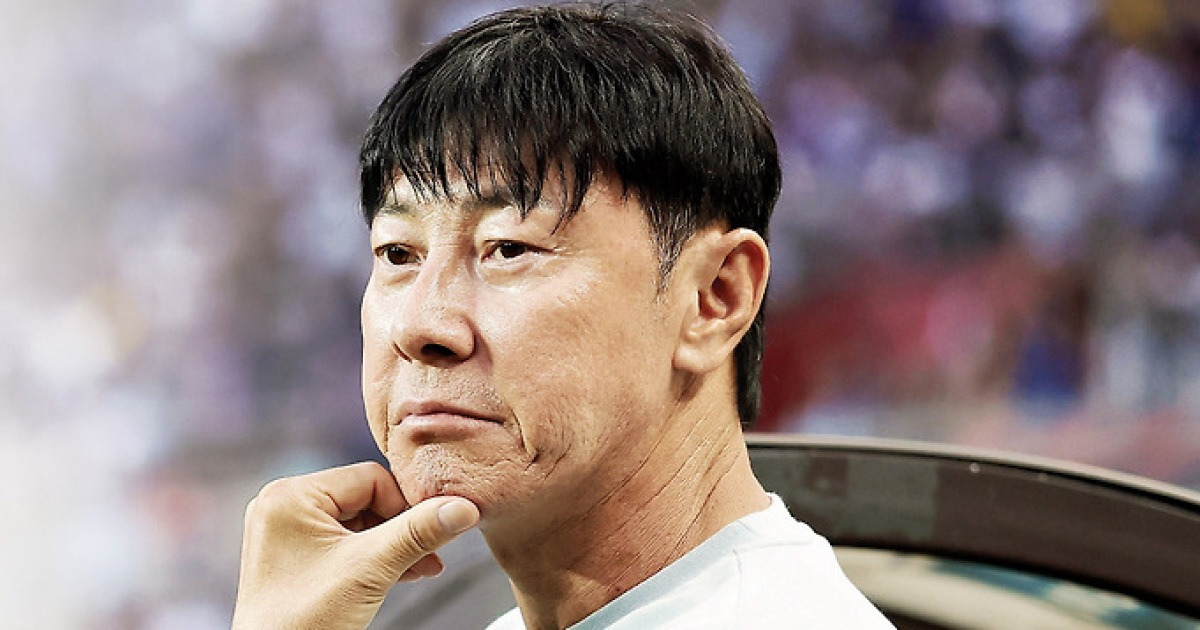 선수들끼리 호텔방에서 ‘감독 교체 투표’ 뒤 대표이사에 전달…신태용 작심 폭로 ‘막전막후’